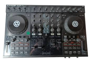 Native Instruments Traktor Kontrol S4 MK1
