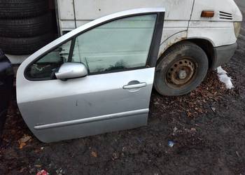KLAMKA ZEW. DRZWI LEWY PRZÓD PEUGEOT 307 RAPIE SREBRNE  2003