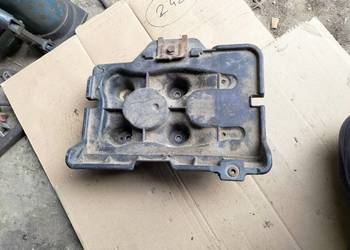 AUDI A38L A3 8L SEAT LEON 1J0915333A PODSTAWA UCHWYT AKUMULATORA