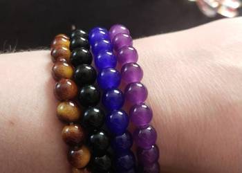 Bransoletki z kamieni szlachetnych