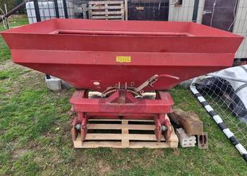 Rozsiewacz nawozu RAUCH ZSB 900