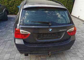 Klapa tył BMW E90