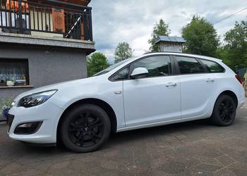 Opel astra sports tourer