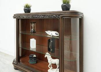 Zabytkowa witryna art deco z lat 40-tych. Po renowacji.
