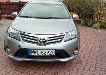 sprzedam Toyota Avensis 2014 rok 1,8 benzyna