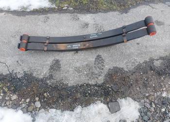 Mitsubishi PFAU REXTER  resor przednia oś