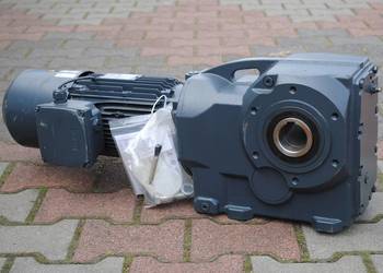 Motoreduktor kątowy 1.5kw. 11,1obr. z hamulcem, siemens KAD89-LE90ZLR4P