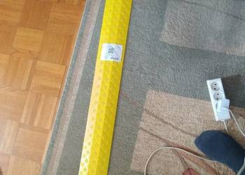 Najazd maskownica kabli elektrycznych 100 cm