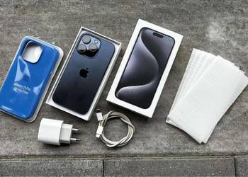 iPhone 15 Pro - Tytan niebieski