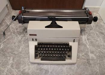 Maszyna do pisania ,, ŁUCZNIK,,