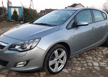 Opel Astra 2.0 CDTI Cosmo 160 KM / Klima / Alu / Nawigacja / Zarejestrowana