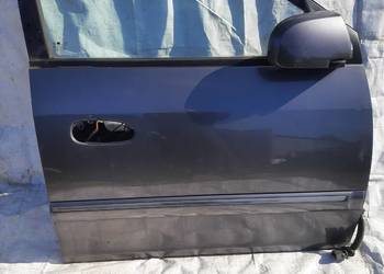 Kia Carens II Drzwi prawe przednie prawy przód 8V