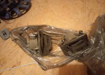 Zaciski hamulcowe przód Toyota Yaris 2004
