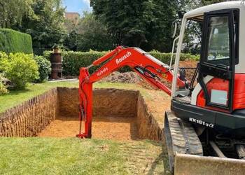 Ziemia KOPARKA Prace ziemne Wyburzenia Przewiert Kret