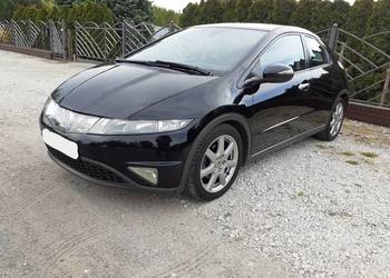 Honda Civic VIII 2.2i-CTDi Executive