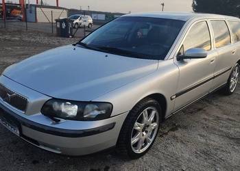 VOLVO V70 2.4. D5 diesel bez rdzy Xenon