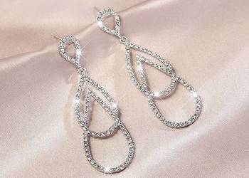 Długie kolczyki wiszące łezki cyrkonie ślubne wieczorowe srebrny kolor