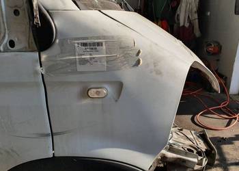 BŁOTNIK PRAWY PRZÓD OPEL MOVANO II Z11U