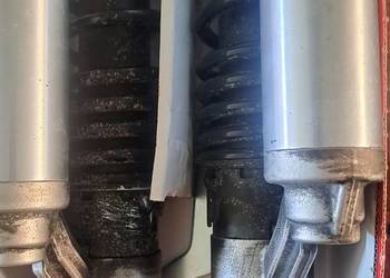 zawieszenie tył i przód honda cb750 1994 oryginał postarzane zawieszenie tył i przód honda cb750 1994 oryginał postarzane