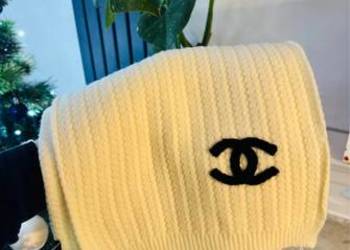 Szal Chanel
