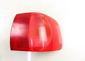 LAMPA PRAWA TYLNA AUDI 80 B4 8A0945096D