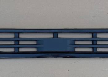VOLVO FH5 ATRAPA GRILL DOLNY ŁAWKA STOPIEŃ 84226884