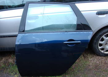 nissan primera P12 kombi drzwi lewy tył BW9G kompletne