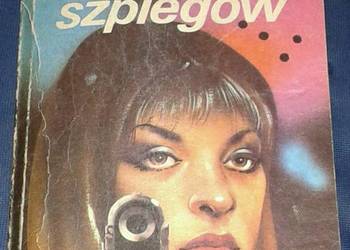 Tropem szpiegów - Henryk Piecuch