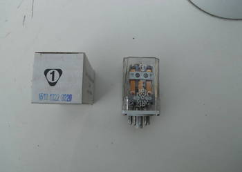 Przekaźnik R15 3PDT 220V 50Hz NOWE 10A