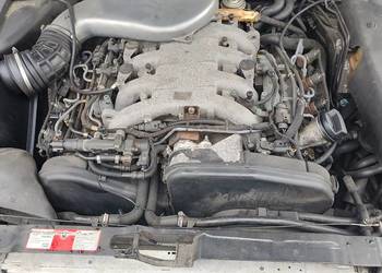 Silnik Audi A8 D2 z kompletny z całym osprzętem.