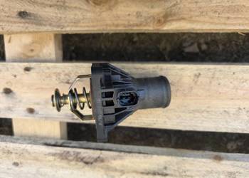 Termostat GM 55587349 Opel Astra J , Insignia A ,Chewrolet 1.6 , 1.8