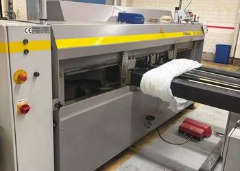 MASZYNA DO UBIERANIA MATERACY W POKROWIEC