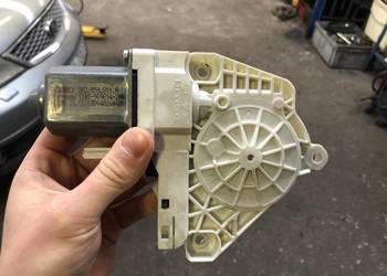 Mechanizm szyby lewy tył Audi A4 B8