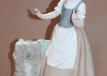 Figurka dziewczynka ze stłuczonym dzbanem Lladro DAISA  569