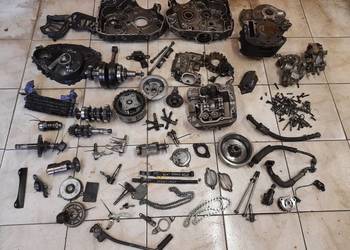 Suzuki DR 600 silnik części wał głowica cylinder skrzynia