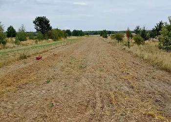 Działka rolno-budowlaną 1.06h