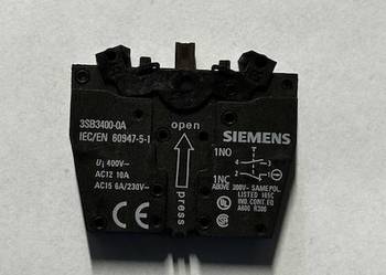 Przycisk otw.drzwi czerw.siemens-kpl 3sb3218-0aa21