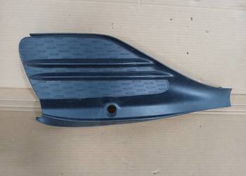 MERCEDES C-KLASA W206 AMG LEWA KRATKA ATRAPA ZDERZAKA PRZÓD A2068854105