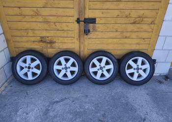 Felgi aluminiowe R14 na 4 śróby