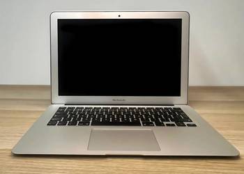 Macbook Air 13 2015, procesor Intel i5, RAM 8GB/512 GB SSD - polecam