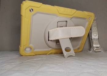 Etui do tableta A 7 / 10.4 różne modele