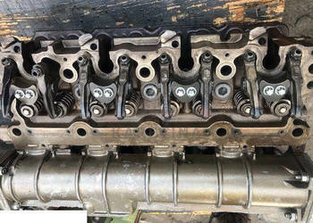 Deutz f4l1011 - CZĘŚCI Głowica Wtryski