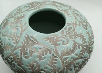 Wazon ceramiczny ornamentowy częściowo szkliwiony
