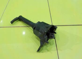 JAGUAR XE 2.0 D AUT 15r SEDAN 4D spryskiwacz lampy prawy