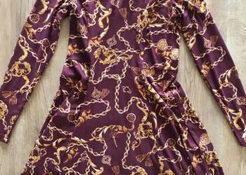 Sukienka z łańcuchowym wzorem 34/36