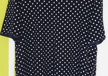 XL(48) Granatowa bluzka w białe groszki Magwa