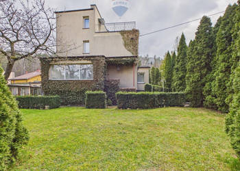 Duży dom z potencjałem, działka 931 m²