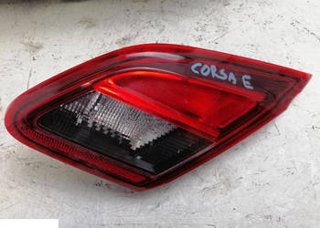 OPEL CORSA E LAMPA W KLAPE PRAWY TYŁ