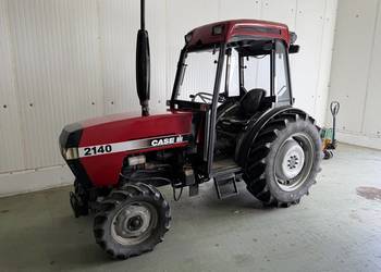 Ciągnik sadowniczy Case 2140 pro