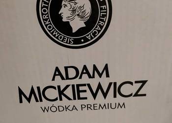 Sprzedam ponad 100 butelek wódki Adam Mickiewicz